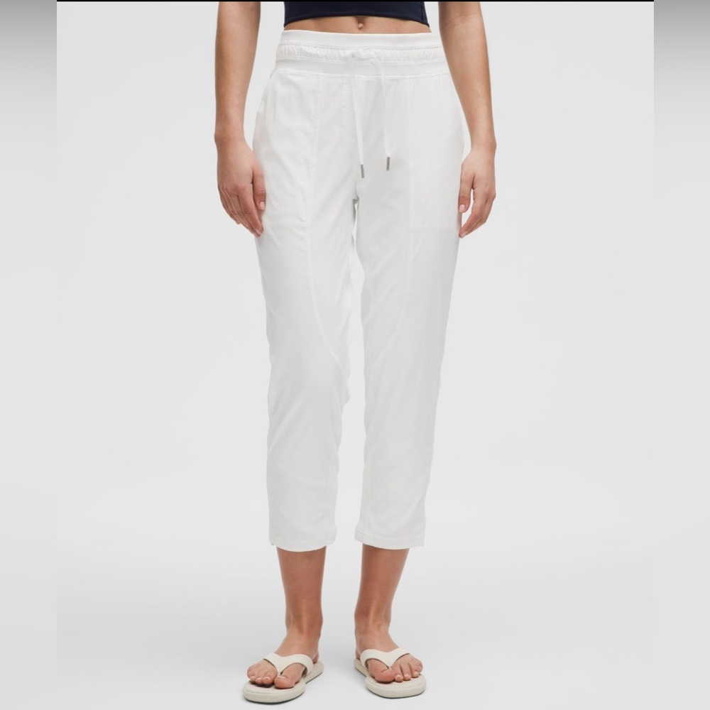 Lululemon Dance Studio Mid-Rise Cropped Pant